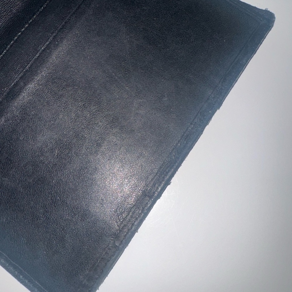 Authentic Chanel wallet - Picture 2 of 7